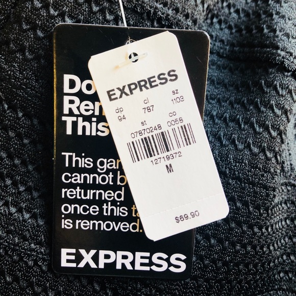 2 NWT Express Crop Tops - Picture 4 of 8